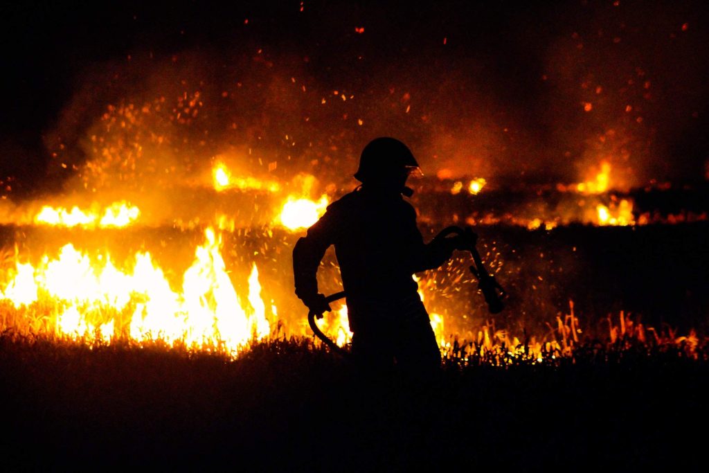 Fight Sichuan forest fire